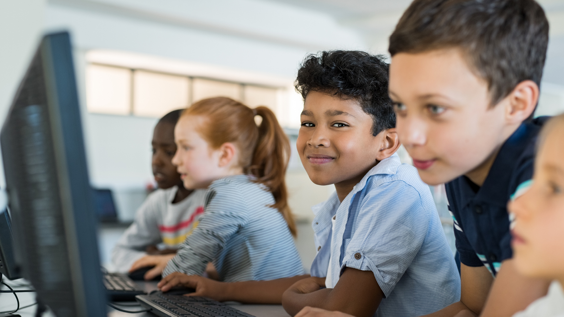 #High5ives: Recycling iMacs to enhance school education